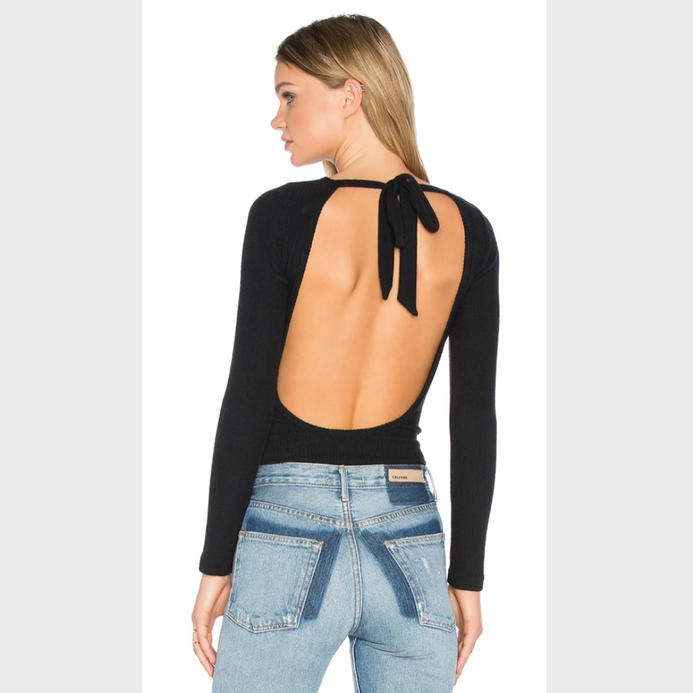 NWT - Cute Tie Back Bodysuit - US 10